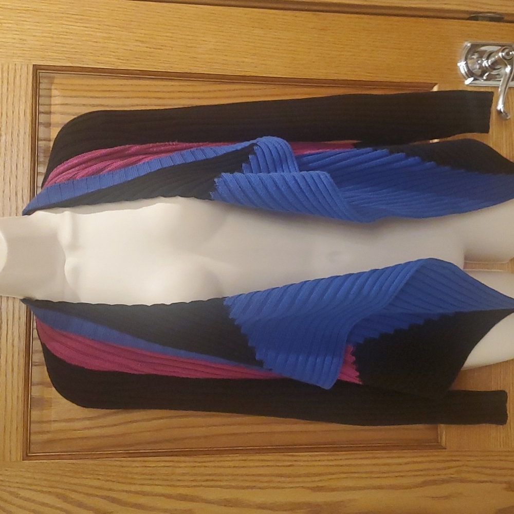 Mona Leah Coutre Cardigan Size Medium